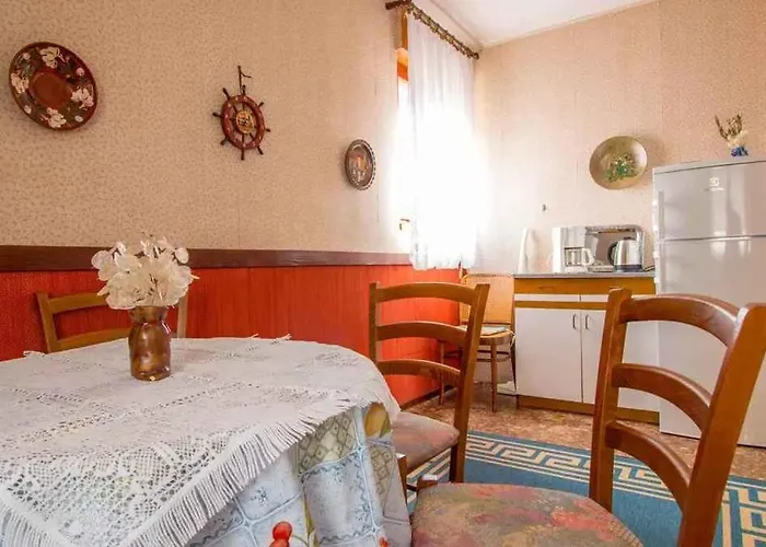 In 53909 Apartment *
